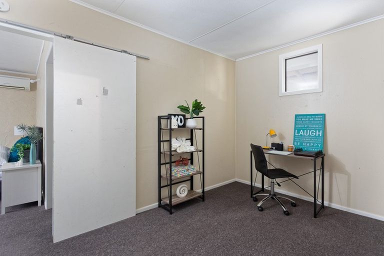 Photo of property in 13 Ruru Place, Tokoroa, 3420