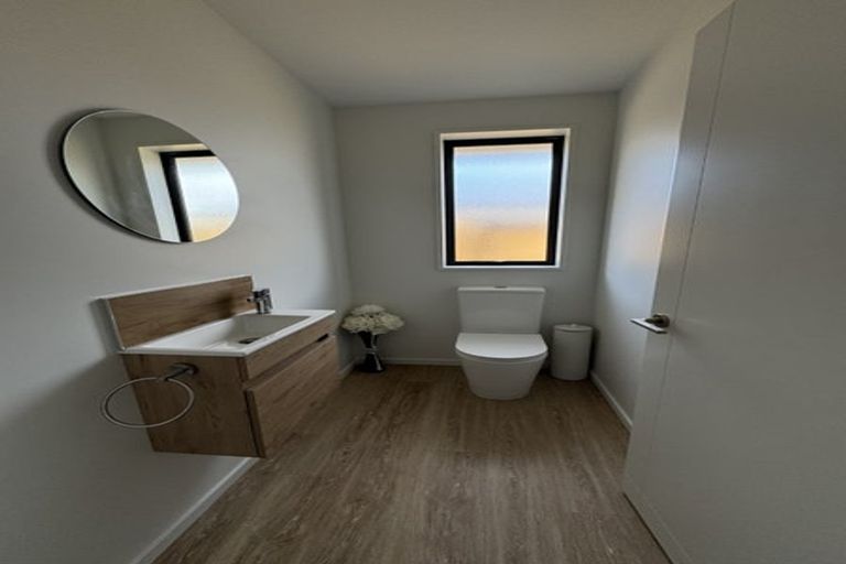 Photo of property in 30 Marcoola Drive, Rolleston, 7614