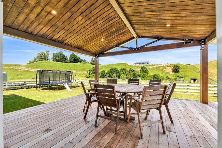 Photo of property in 120 Kaimata Road, Kaimata, Inglewood, 4390