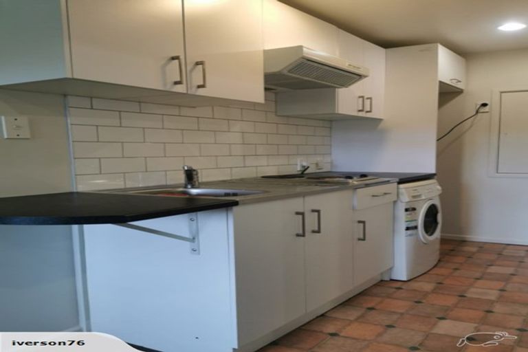 Photo of property in 22 Mulberry Street, Maungaraki, Lower Hutt, 5010