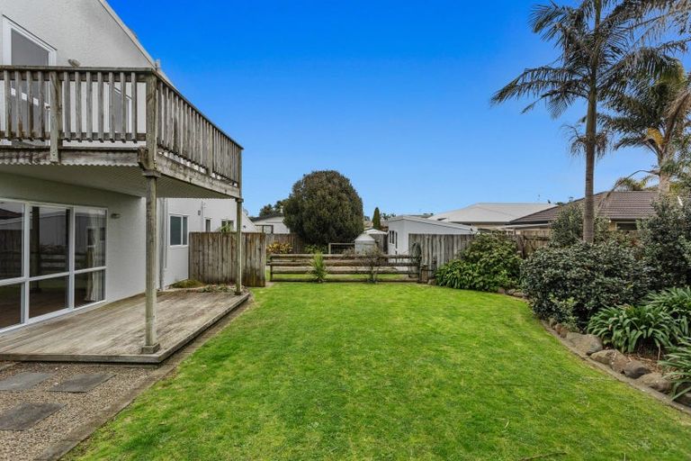 Photo of property in 4 Marlin Drive, Coastlands, Whakatane, 3120
