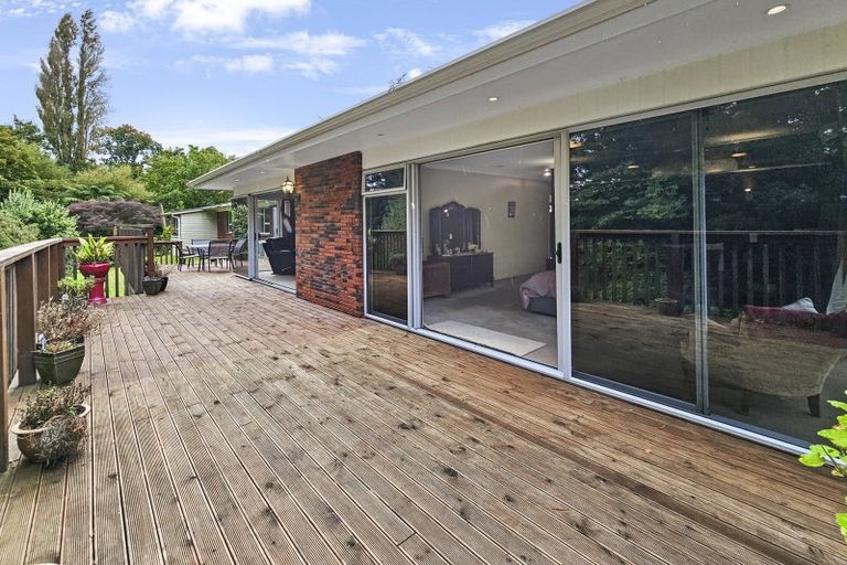 Photo of property in 11a La Trobe Place, Utuhina, Rotorua, 3015