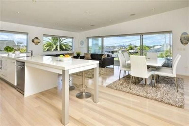 Photo of property in 72 Francis Street, Hauraki, Auckland, 0622