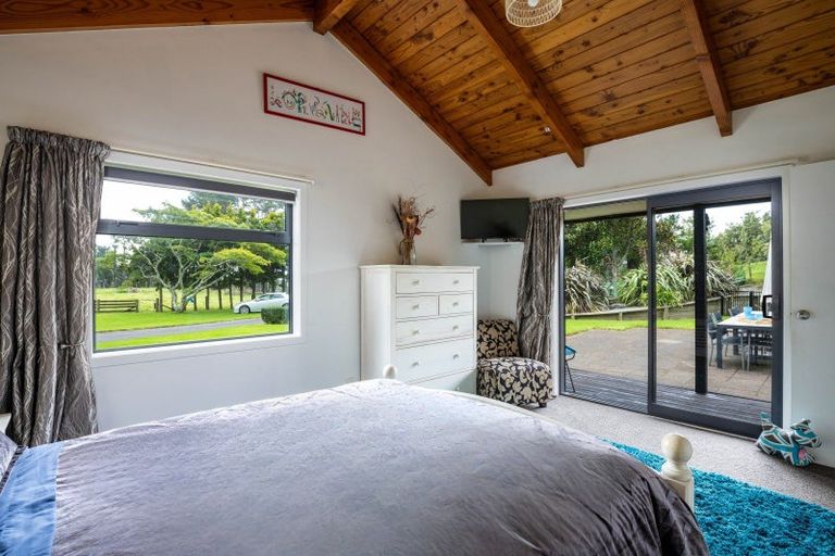 Photo of property in 42 Ridgewood Drive, Ridgewood, New Plymouth, 4371