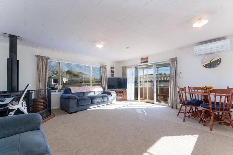 Photo of property in 1/6 Louisson Avenue, Stoke, Nelson, 7011