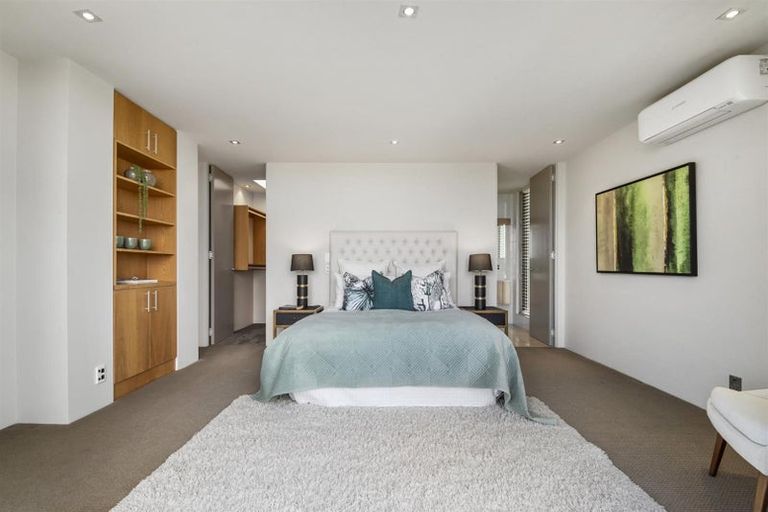 Photo of property in 22b Beach Road, Castor Bay, Auckland, 0620