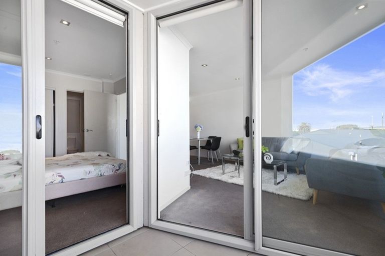 Photo of property in Algarve Apartments, 213/332 Maunganui Road, Mount Maunganui, 3116