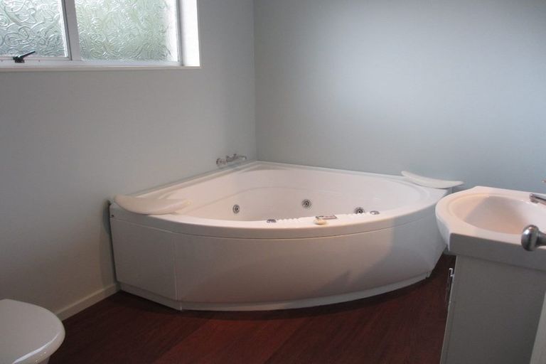 Photo of property in 2/14c Cashmere Road, Cashmere, Christchurch, 8022