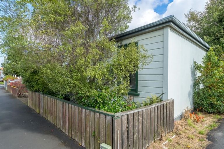 Photo of property in 56 Melbourne Street, South Dunedin, Dunedin, 9012