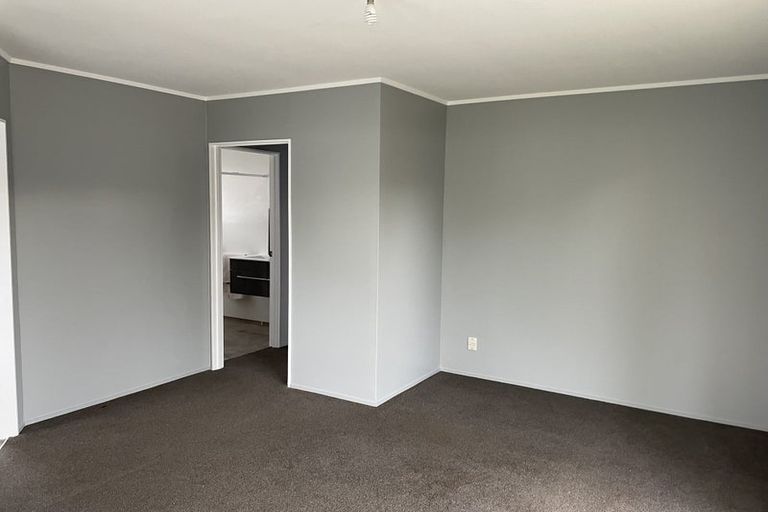 Photo of property in 6/31 Trentham Road, Papakura, 2110