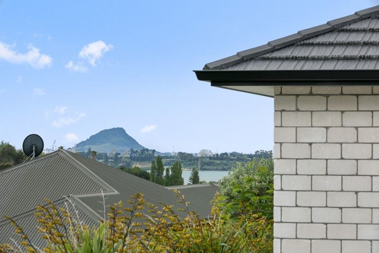 Photo of property in 4 Hayden Way, Welcome Bay, Tauranga, 3112