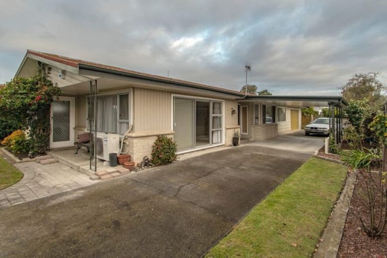 Photo of property in 2a Balmoral Street, Taradale, Napier, 4112
