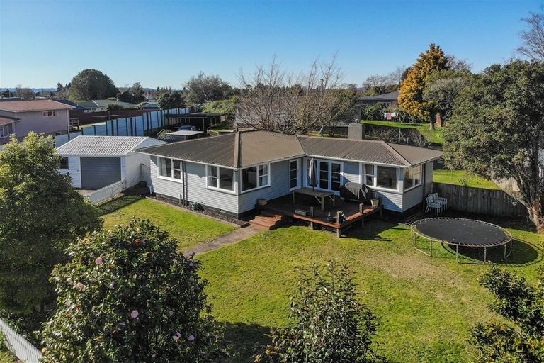 Photo of property in 21 Pandora Avenue, Sunnybrook, Rotorua, 3015