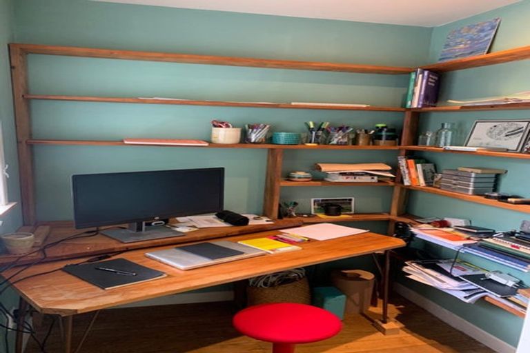 Photo of property in 169 Houghton Bay Road, Houghton Bay, Wellington, 6023