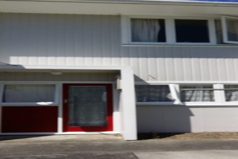 Photo of property in 13/6-8 Keys Street, Elderslea, Upper Hutt, 5018