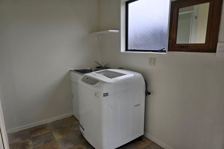 Photo of property in 42 Rutherford Drive, Waikanae Beach, Waikanae, 5036