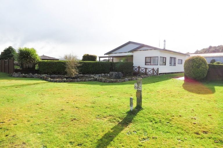 Photo of property in 32-34 Coal Street, Reefton, 7830