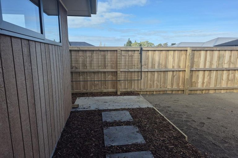 Photo of property in 32 Pateman Street, Woodend, 7610