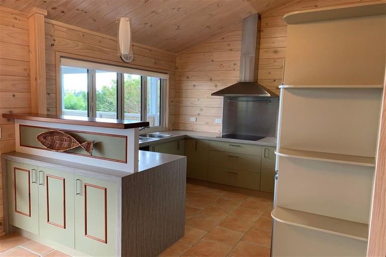 Photo of property in 19 Lichen Grove, Russell, 0272