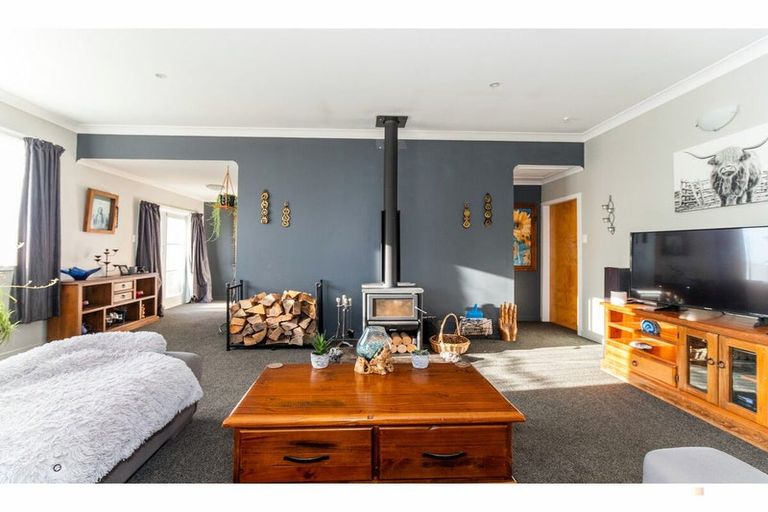 Photo of property in 10 Studholme Street, Waimate, 7924