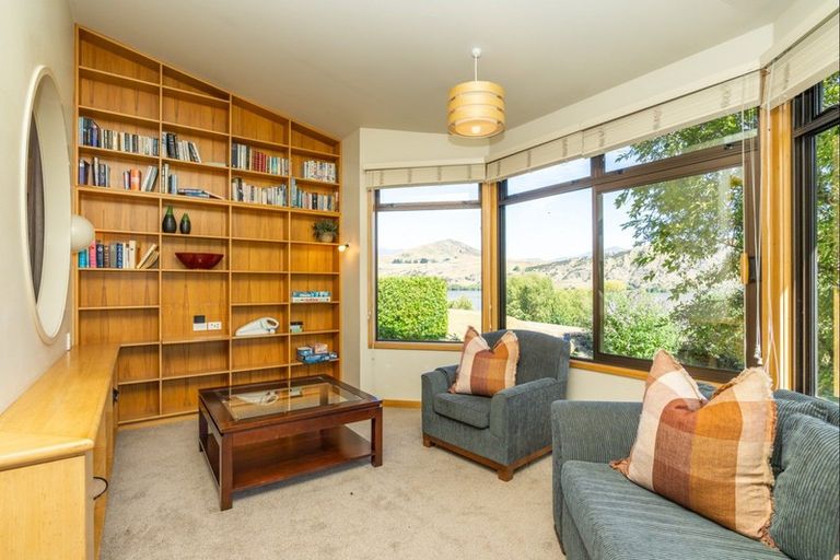 Photo of property in 9 Arrowtown-lake Hayes Road, Lake Hayes, Queenstown, 9371