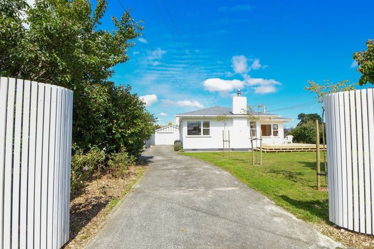 Photo of property in 83 Kent Street, Carterton, 5713