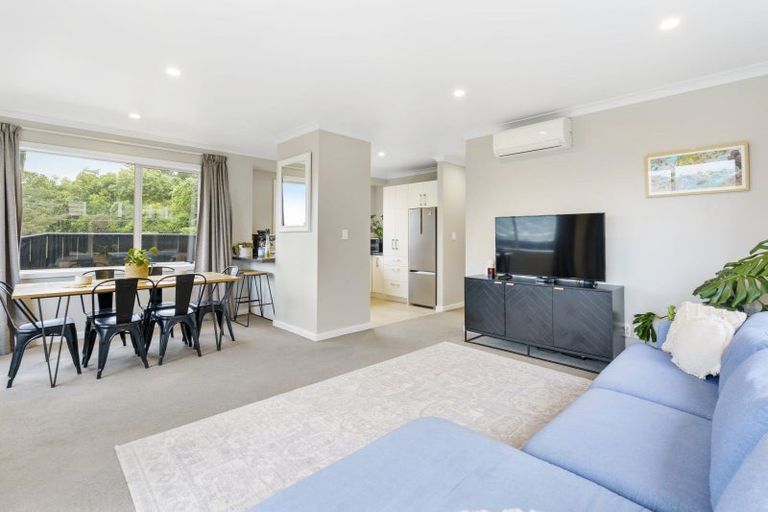 Photo of property in 15 Monowai Road, Johnsonville, Wellington, 6037