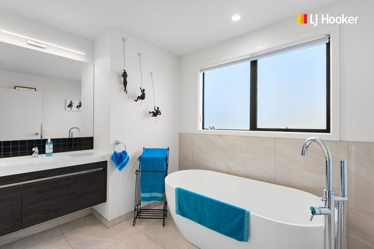 Photo of property in 39 Heathfield Drive, Mosgiel, 9024