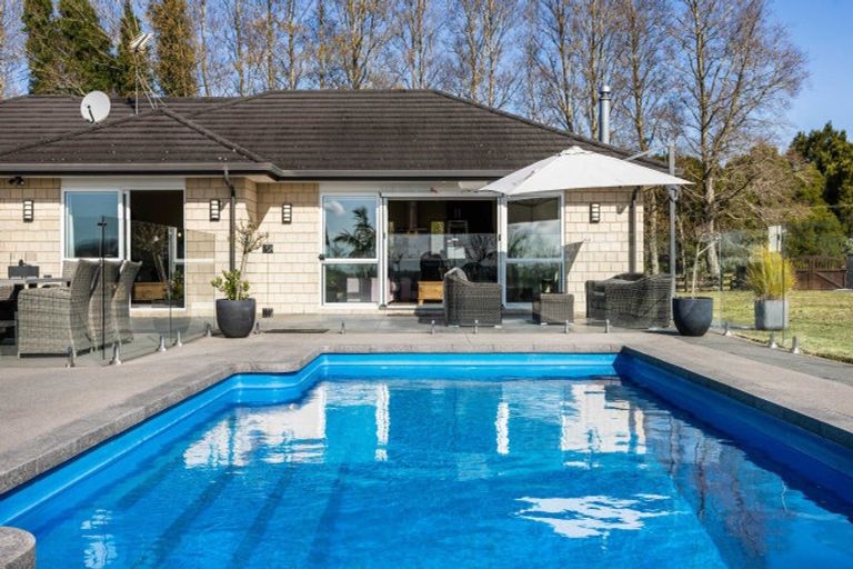 Photo of property in 47 Chamberlain Road, Bombay, 2675