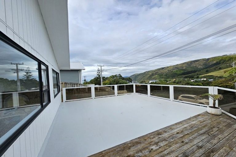 Photo of property in 17 Haunui Road, Pukerua Bay, 5026