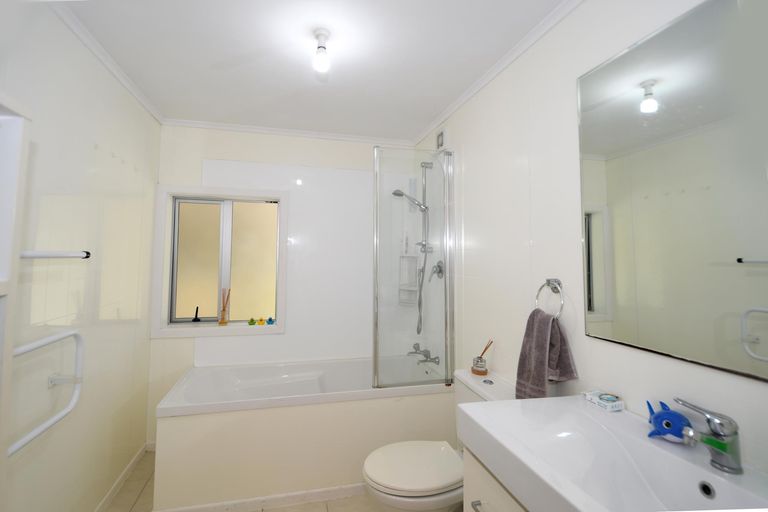 Photo of property in 12 Williams Crescent, Point Wells, Warkworth, 0986