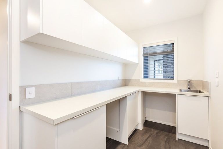 Photo of property in 2 Uku Way, Wharewaka, Taupo, 3330