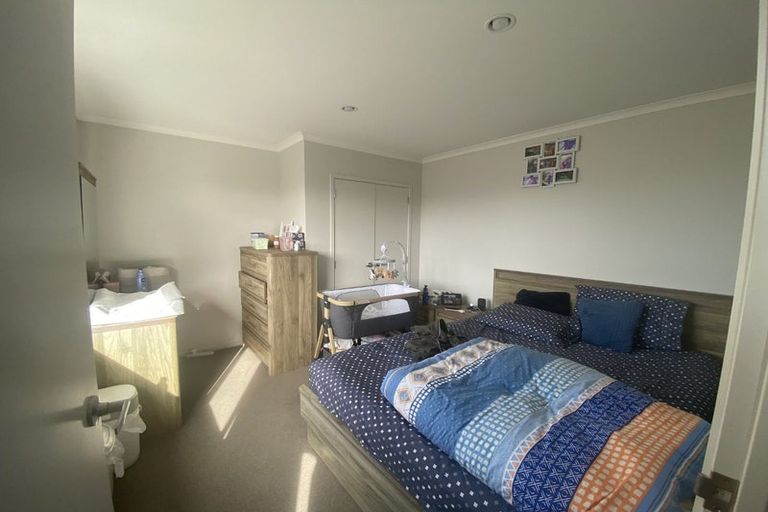 Photo of property in 6 Akeake Lane, Manurewa, Auckland, 2102