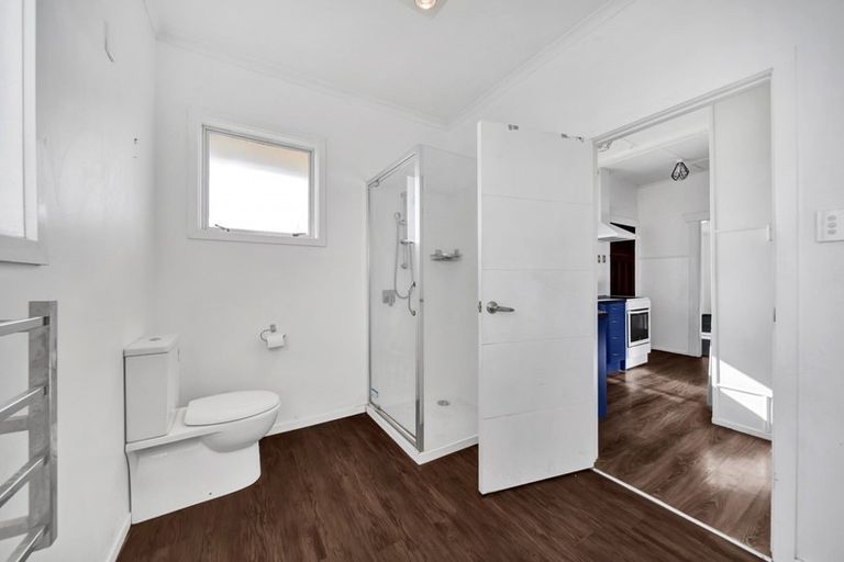 Photo of property in 58a Woodleigh Street, Frankleigh Park, New Plymouth, 4310