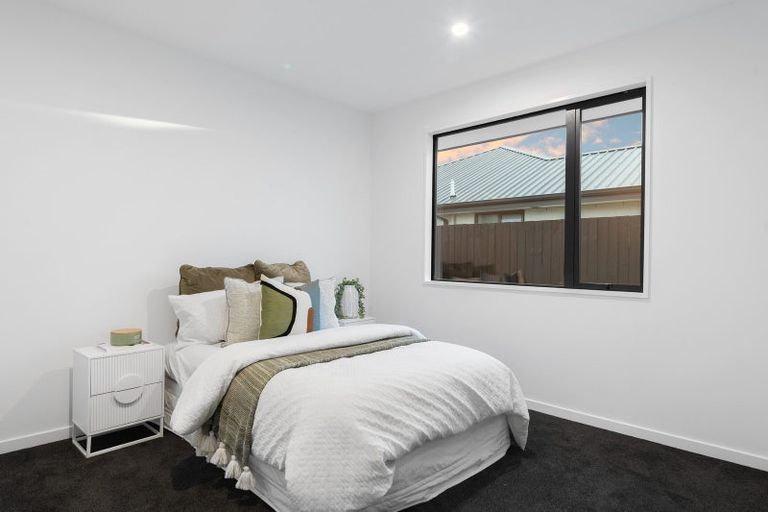 Photo of property in 2 Mackinnon Street, Marshland, Christchurch, 8083