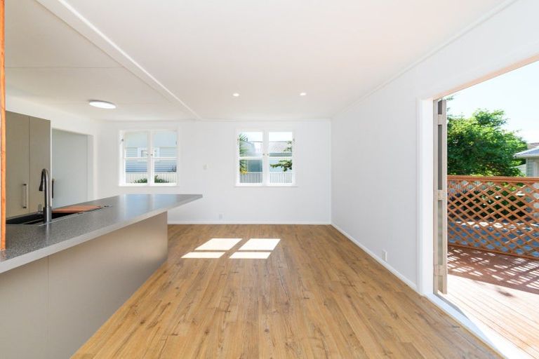Photo of property in 4 Snowdon Avenue, Terrace End, Palmerston North, 4410
