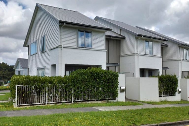 Photo of property in 14 Moores Road, Silverdale, 0932