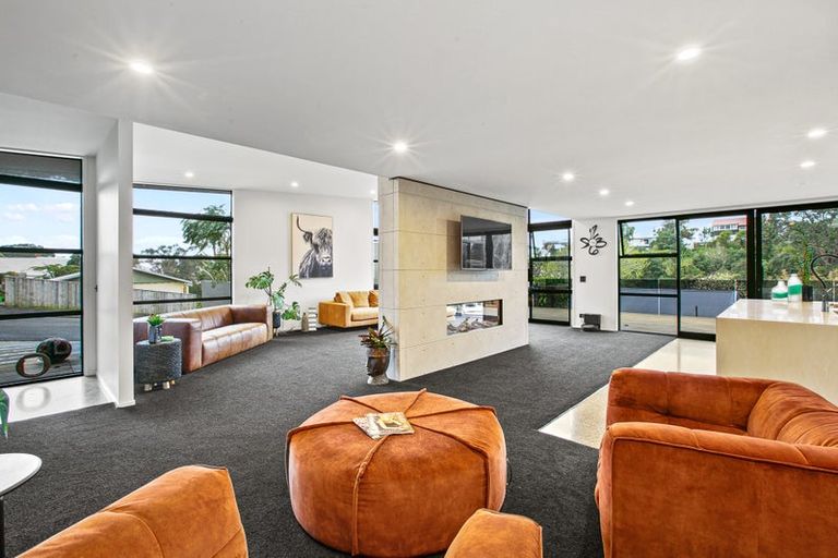 Photo of property in 298 Courtenay Street, Strandon, New Plymouth, 4312