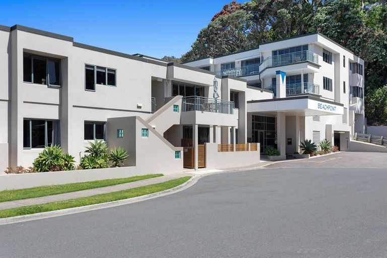 Photo of property in Beachpoint Apartments, 2/5 West End Road, Ohope, 3121