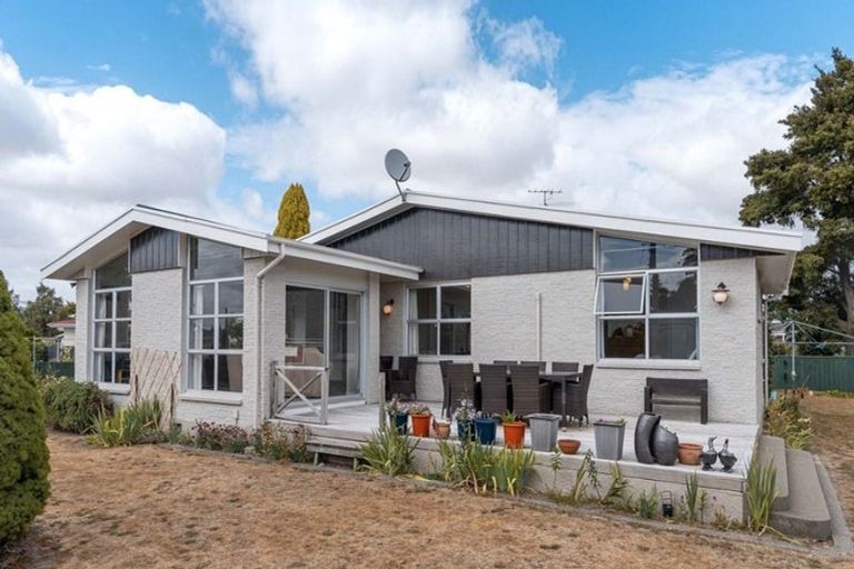 Photo of property in 21 Freyberg Street, Solway, Masterton, 5810