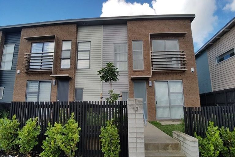 Photo of property in 13 Mollusc Road, Hobsonville, Auckland, 0616