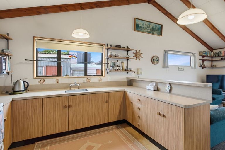 Photo of property in 18 Blaydon Street, Waikaia, 9778