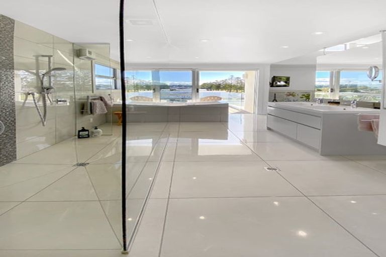 Photo of property in 615 Marine Parade, Napier South, Napier, 4110