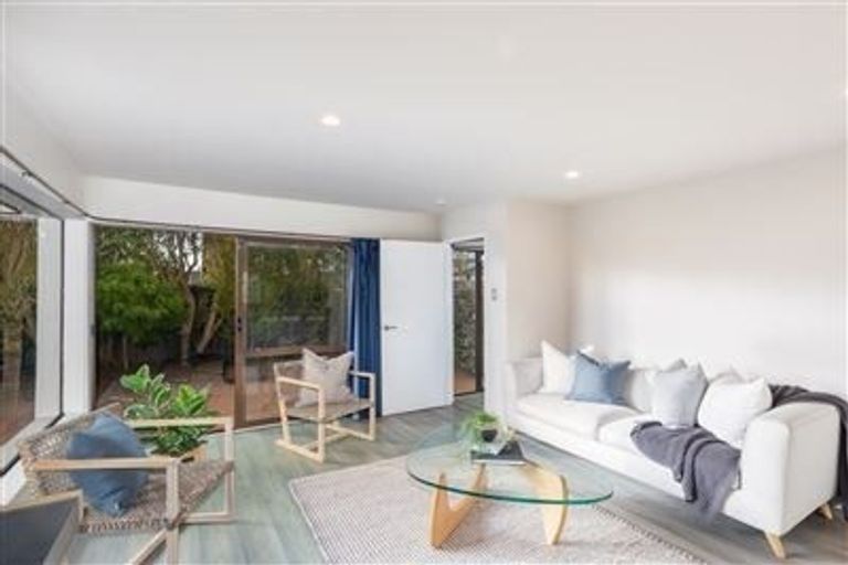 Photo of property in 1/2 Canon Street, St Albans, Christchurch, 8014