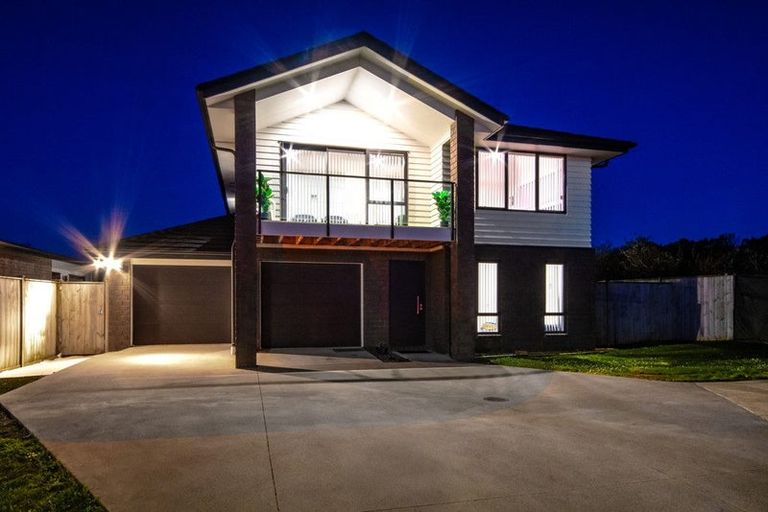Photo of property in 15 Piripono Crescent, Pukekohe, 2120