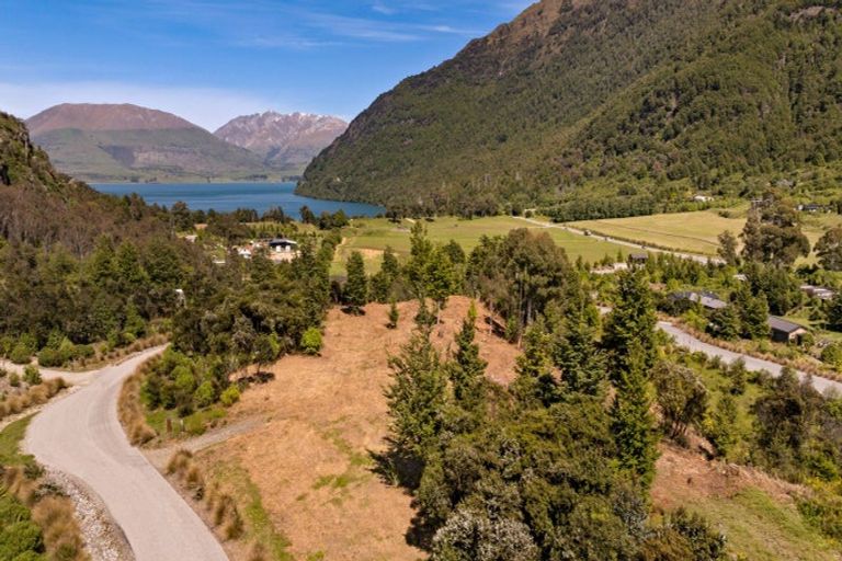 Photo of property in 19 Haast Eagle Road, Mount Creighton, 9371