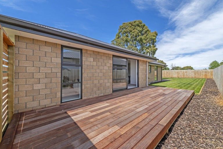 Photo of property in 66 Suffolk Drive, Kirwee, 7571