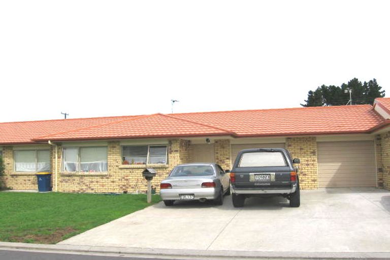 Photo of property in 12 Carlas Way, Ranui, Auckland, 0612