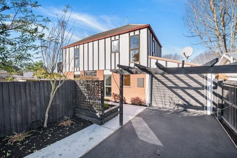 Photo of property in 1/160 Saint Albans Street, St Albans, Christchurch, 8014