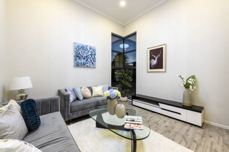 Photo of property in 198 Ridge Road, Howick, Auckland, 2014